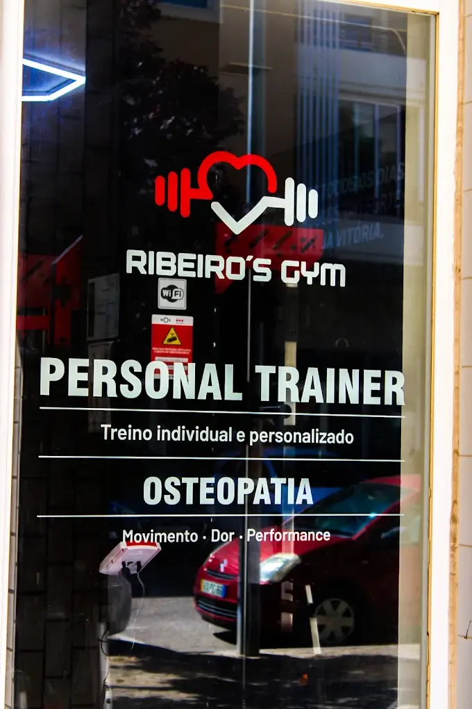 Montra do Ribeiro's Gym: Personal Trainer, treino individual e personalizado, e Osteopatia